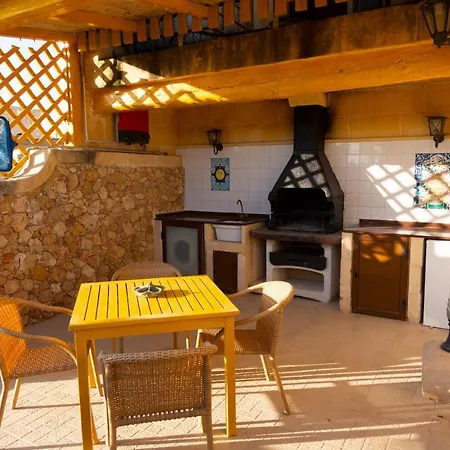 Prickly Pear Holiday No. 4 San Lawrenz